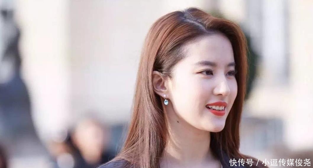 军婚|军婚文:她陪朋友相亲,却被高冷军官一见钟情,隔天牵回家见家长