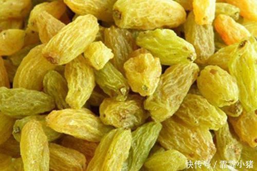 葡萄干|晚上失眠睡不好用它泡水喝,让你沾床就睡,做梦少睡得香