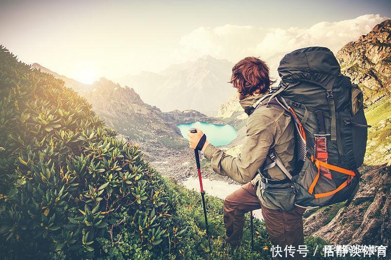 头痛|寿命短的人，走路时会有四个表现，若你四个都没有，恭喜你身体不错