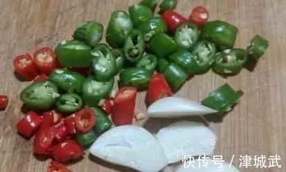 入冬后，宁可不吃肉也要吃它，营养相当20个鸡蛋，还能增强免疫力