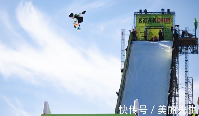 资格赛|男子单板历史性突破！17岁天才夺大跳台世界杯冠军，成中国第一人