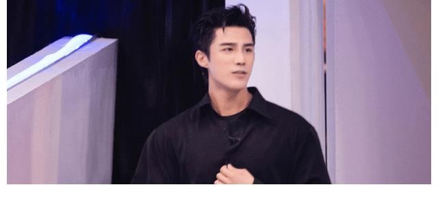 《追光吧》初舞台全曝光,刘也唱跳很稳,尚九熙唱二手玫瑰的作品