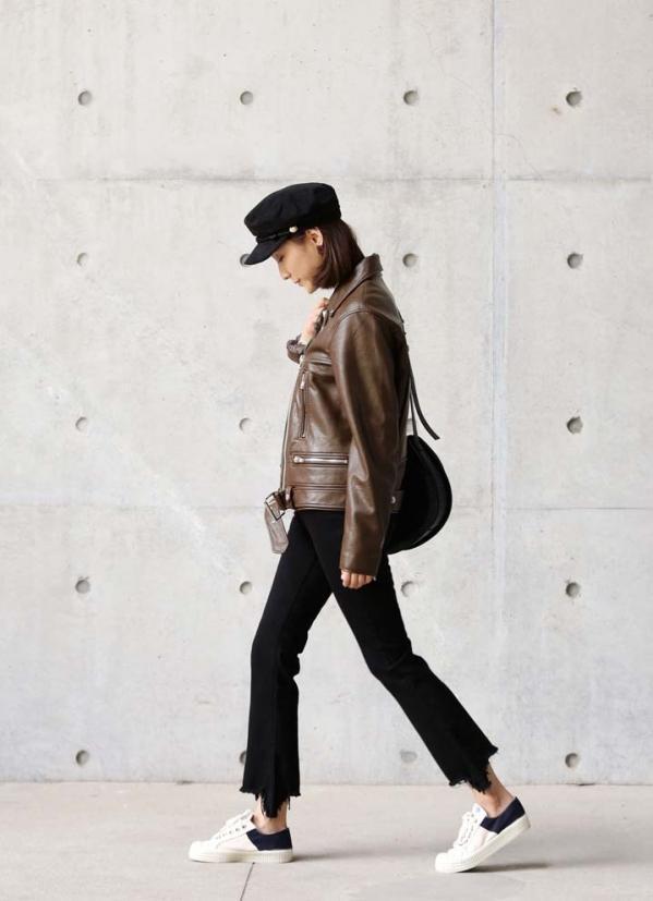 蓝色的喇叭|皮衣+喇叭裤=时髦显高, 这样穿太好看了