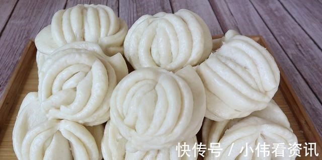 馒头|蒸馒头别只加酵母,再多加一勺“此料”馒头又暄又好看