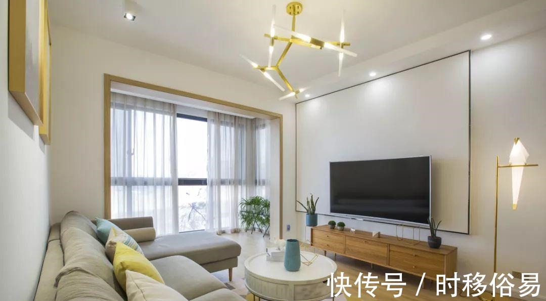 金边虎尾兰|105平简约的北欧风,橙色系很活力的装修,喜欢简单温馨的家