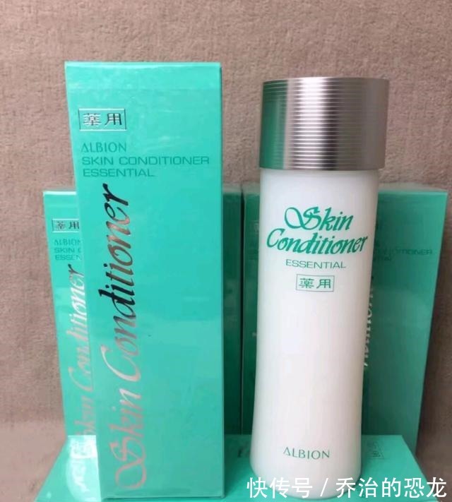 原生液|堪称“油皮亲妈”的5款大牌爽肤水,黛珂紫苏水、SK2神仙水等上榜!