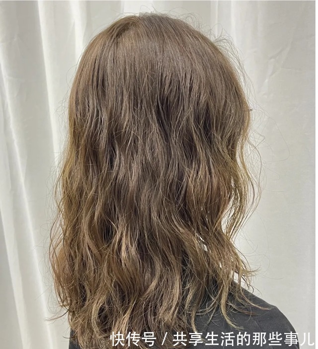 中大卷 你的发型不够美,烫个卷发大变样,洋气时尚颜值翻倍!