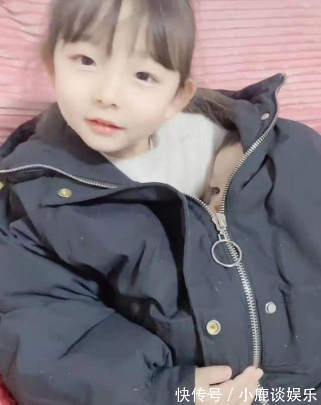 大娃|“天使姐姐”火了,怕弟弟冻着就踹怀里,网友:日后见面照样打