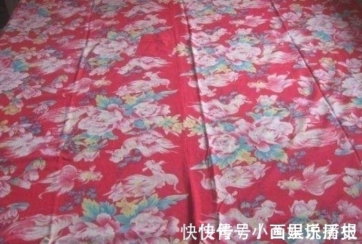 古董|家里有“这种床单”千万别扔,聪明人都懂,可能比“古董”还值钱