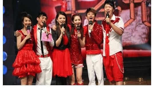 何炅《你好星期六》定檔，意味著《快樂大本營(yíng)》結(jié)束快樂家族解散