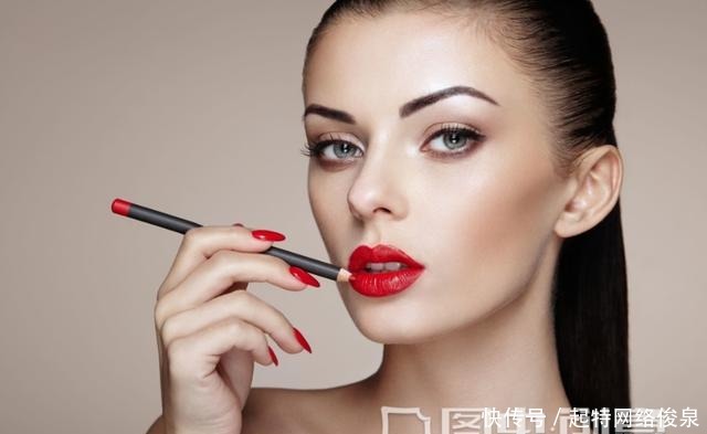 女人再懒也要学会化淡妆,按照这6步走,简单易上手,为颜值加分