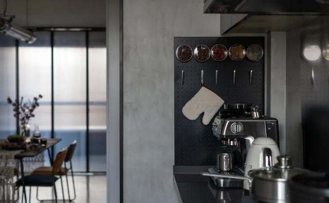 水泥漆|88㎡小三居,磐多魔+水泥漆,她家的“毛坯房”太酷了