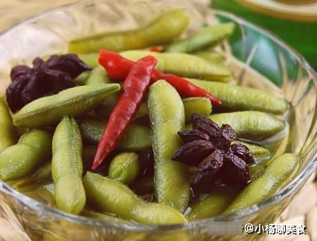 小技巧|煮毛豆直接下锅煮不对，牢记1点技巧，毛豆翠绿不发黄，更入味