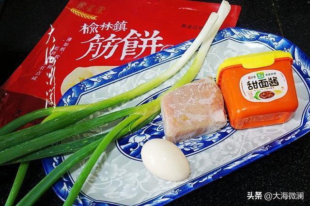 这菜饭馆几十元一盘,自己做十几元全家吃一顿,好吃又解馋