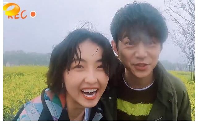 发际线|《向5》最没偶像包袱的嘉宾?随时发出憨笑声,头秃也不画发际线