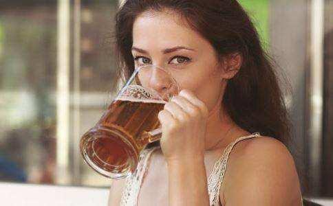 痛经|女生来月经,尽量不喝4种水,尤其是第4种,但很多女生常犯