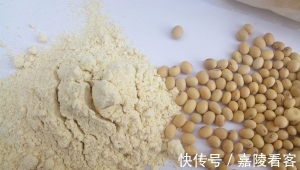 冬季钓鲫鱼,推荐几款自制拉饵,成本几块钱,比商品饵更好用