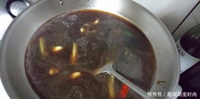 怪不得|卤牛腱时,记住不能放它,放它这锅就废了,怪不得牛肉又柴又难吃