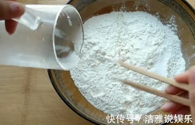 大泡|最神奇大饼做法,15秒速成,不是煎,不是烙,个个鼓大泡