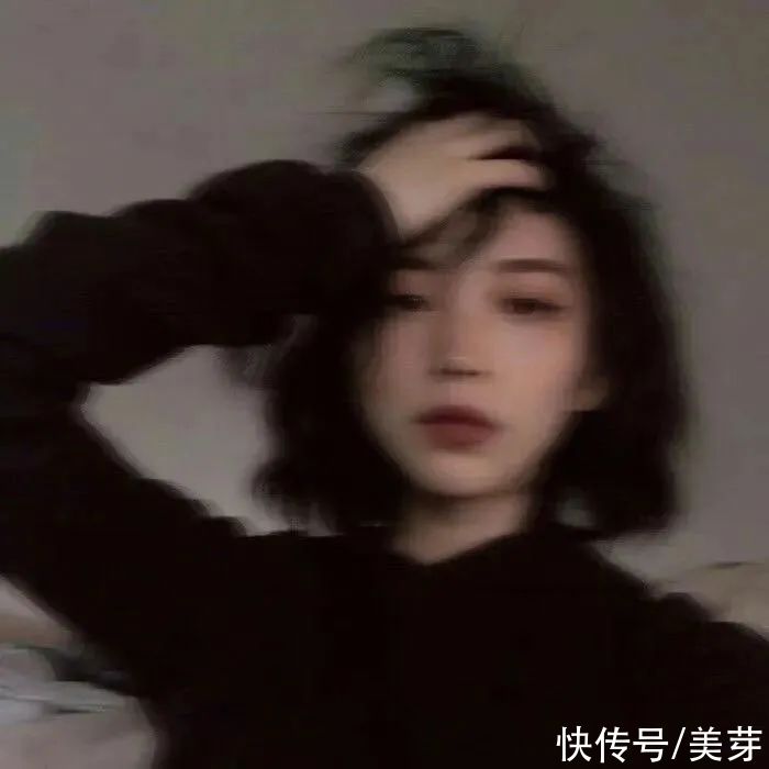 今年的七月是夏日迟迟 树影流动|今日头像 | 树影