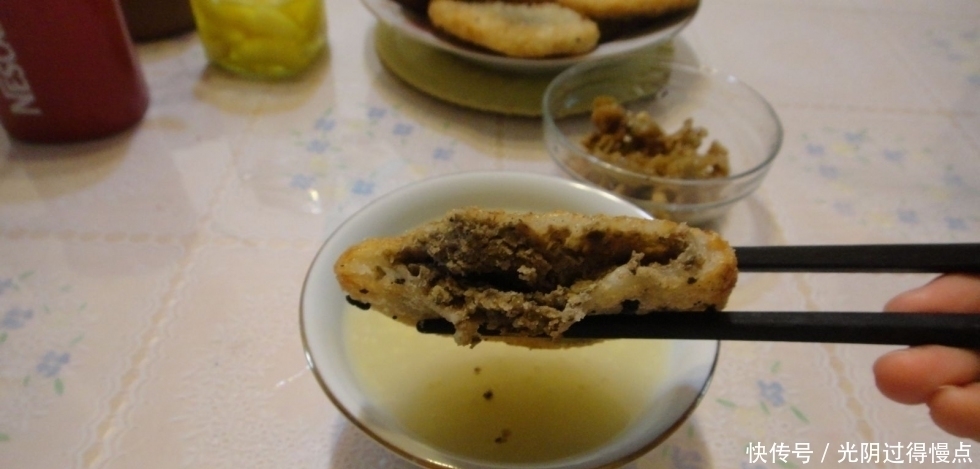 艾叶粑粑|南方妇女做的独特小吃，北方很多人没吃过，你吃过几个？