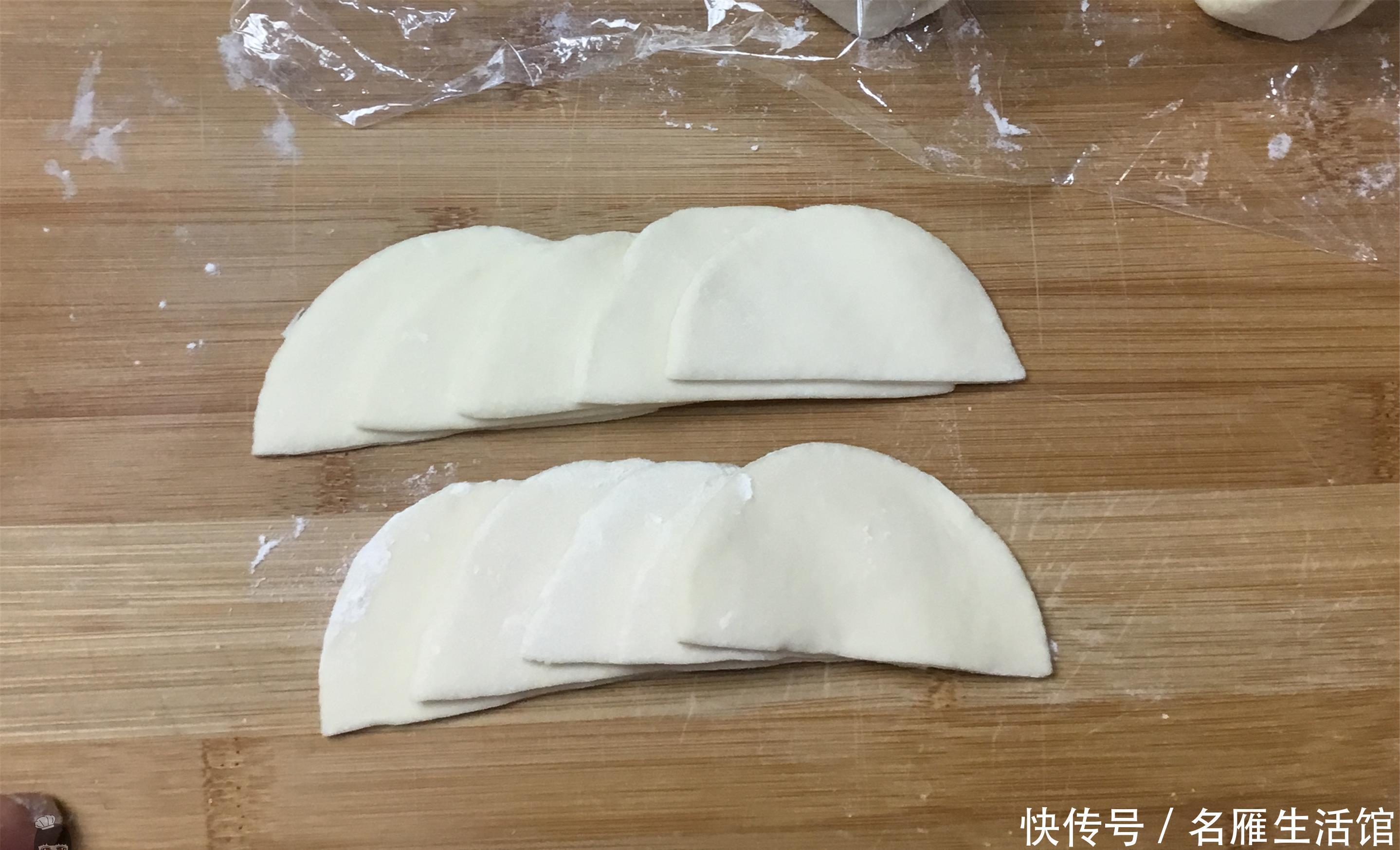 牛奶|奶香小花卷快速做法,一次醒发成型,香甜松软,孩子超爱吃