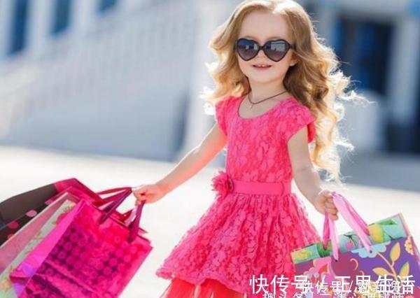 老师|幼儿园老师禁止女儿穿裙子,宝妈愤怒要说法,得知真相太感动