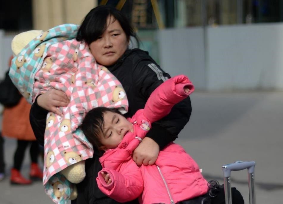 婆家|三胎产妇被家人“晾”医院5天,没人照顾无人理睬,原因戳人心窝