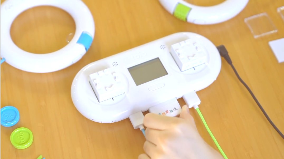 编程|索尼预热机器人玩具 toio：小方块造型/简易编程，8 月 28 日登场