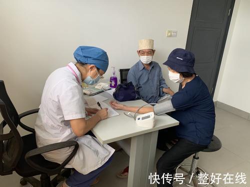 饮食习惯|夫妻双双查出糖尿病,医生:升糖的3种食物,再喜欢也不能经常吃