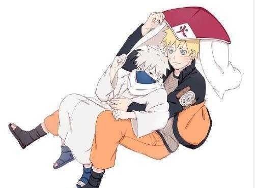 助手|火影同样是抱着卡卡西,鸣人的姿势最微妙,佐助手里拿着的是什么