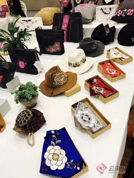 创新|指尖上的千年彝绣技艺:传承中保护 创新中发展