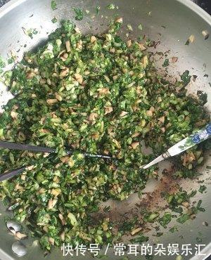 青菜|做饺子馅,不用猪肉多吃素,用这2样青菜调馅,营养美味吃不腻
