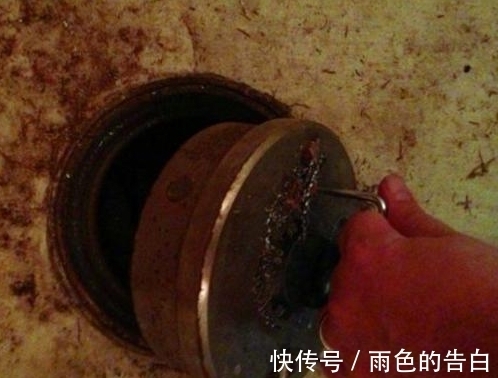 居民|英国居民打扫外祖父的老家,无意中发现令他落泪的巨额财富