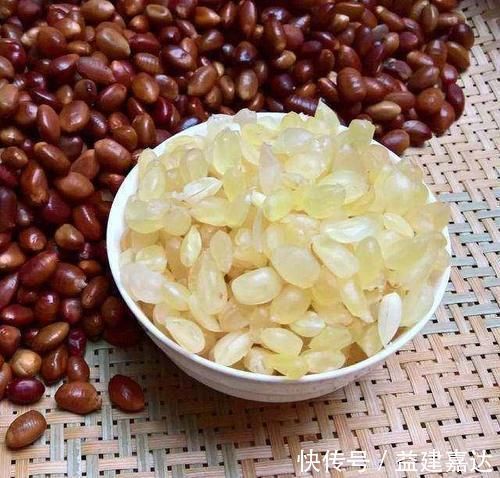 年轻态|女人不想老太快？常吃这些碱性食物，保护卵巢皮肤红润显年轻态