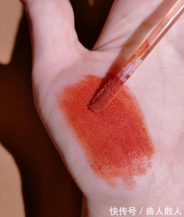 c14 让黄皮女生忍不住“剁手”的口红,拥有它们夏日显白没问题!