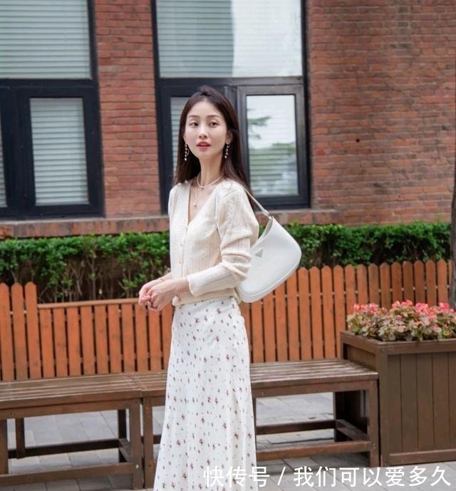 牛仔外套 秋天的外套别乱买,建议这样来挑选、搭配,时髦保暖又百搭!