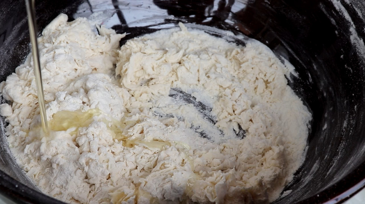 炒拉条子的家常做法，筋道爽滑，味道比饭店里的还好吃