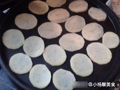 土豆片儿|干锅土豆片：不油腻，香辣味，10分钟轻松搞定，鲜香美味又下饭