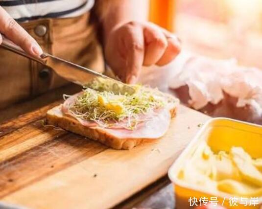 熬夜会不会留痘印？不想留痘印，这些坏习惯确实需要改一改！