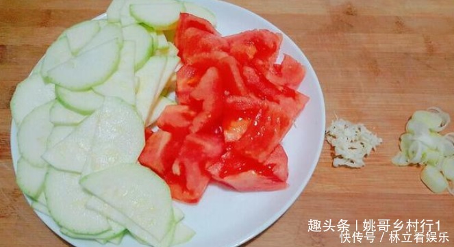 擀面|特别营养的素菜,在来一碗手擀面,越吃越过瘾,看到就超级有食欲