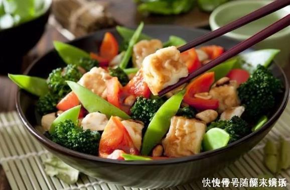 定期体检|为什么腿部最易“藏”血栓远离血栓,请做好以下4件事