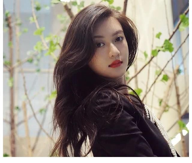 逯恣祯：比起飘在空中，更喜欢踩在地上