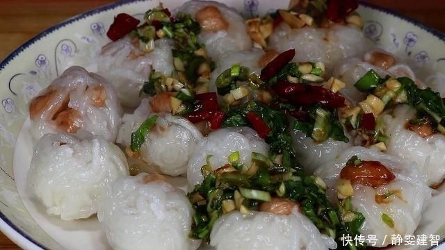 一个萝卜,加1把花生米,教你新做法,我家一周做5次,真香