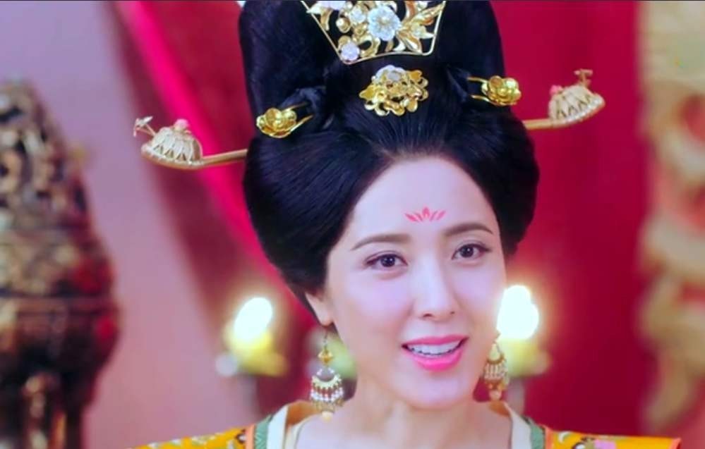 不争|她如梅花般心性高洁,不争不屑,是唐玄宗的最爱,却败给“牡丹”