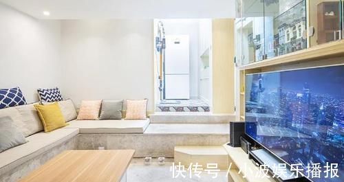 沙发|老公坚持把客厅“下沉”45cm,完工太惊喜,沙发都不用买了