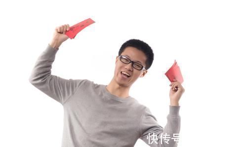 吸烟|阳气“充足”的男性,4大特点“有目共睹”,若你也是,令人羡慕