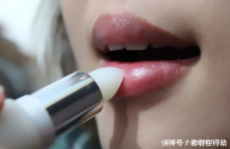 每天都涂“口红”的女人，几年后会有什么变化化妆师道出了实情