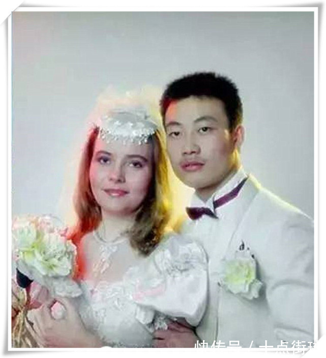 奥运|被开除的前中国体操冠军,三次重伤远赴瑞士,隐忍8年奥运夺金,52岁又遇中年丧子