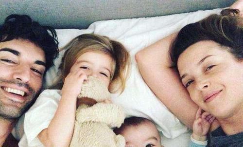 污渍|孩子衣柜里有这件衣服,不仅容易让他自卑,还会造成娃常生病